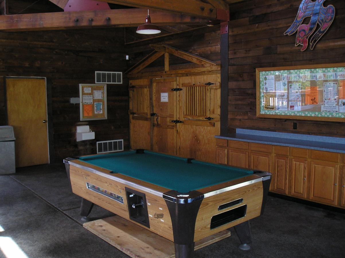Mount Vernon Camping Resort 16 Ft. Yurt 6 Bow Exterior photo